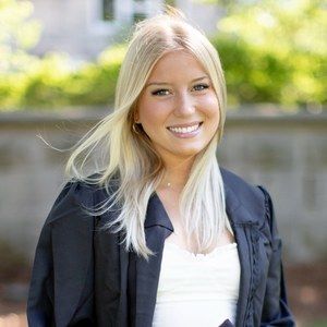 Meet your Posher, Catherine